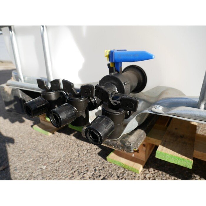 Horizontalus IBC pajungimas su 3 i&scaron;ėjimais 8